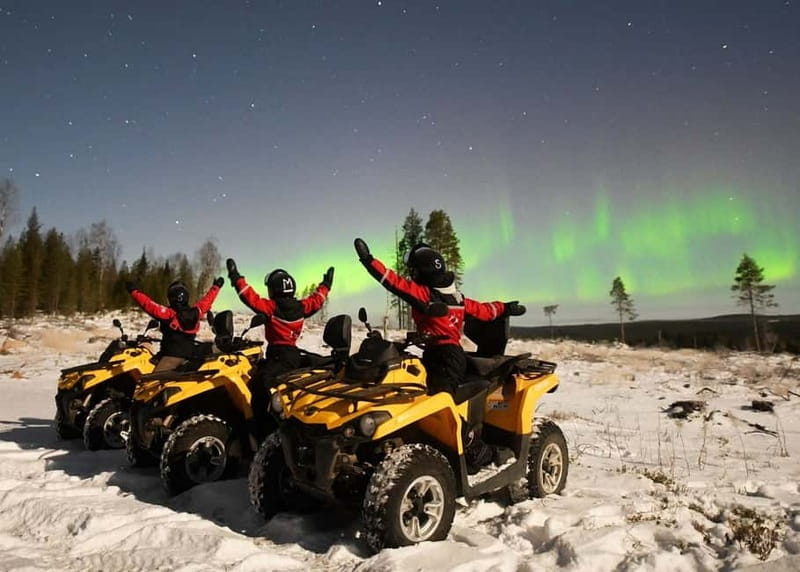 Rovaniemi: Northern Lights Quad Bike Tour - What the guide adds to the evening