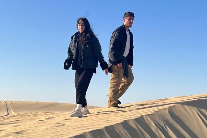 Snack & Chill at the Inland Sea | Desert Safari | Dune Bashing - Why the private format helps families and small groups