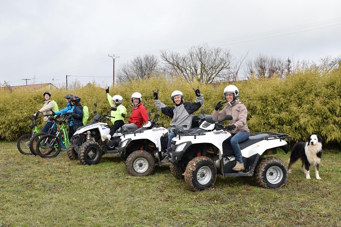 The greedy Rando quad of Nico - The Château de Monbazillac photo stop