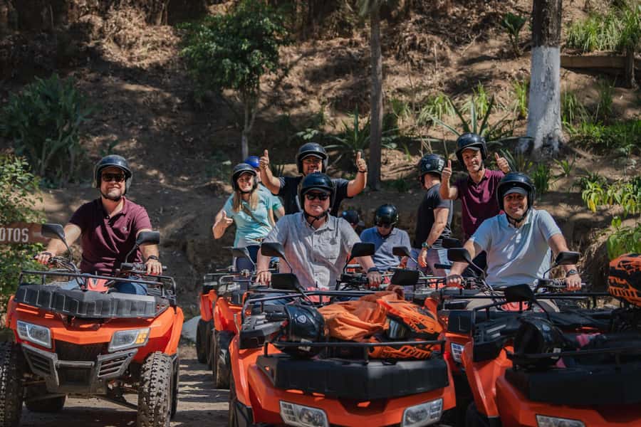 Tour hacia Hobbitenango en quad - Riding from Antigua to the city of hobbits